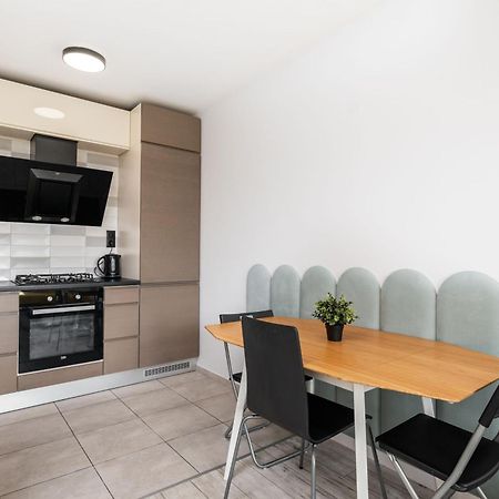 Avocado Apartment 2 Rooms In The City Center Varşova Dış mekan fotoğraf